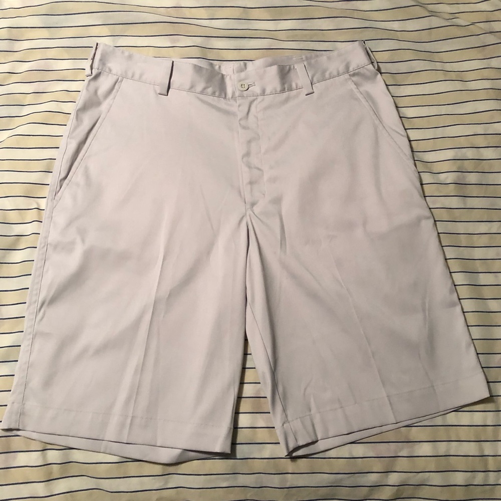 Nike Golf Dry Fit Shorts Khaki 32